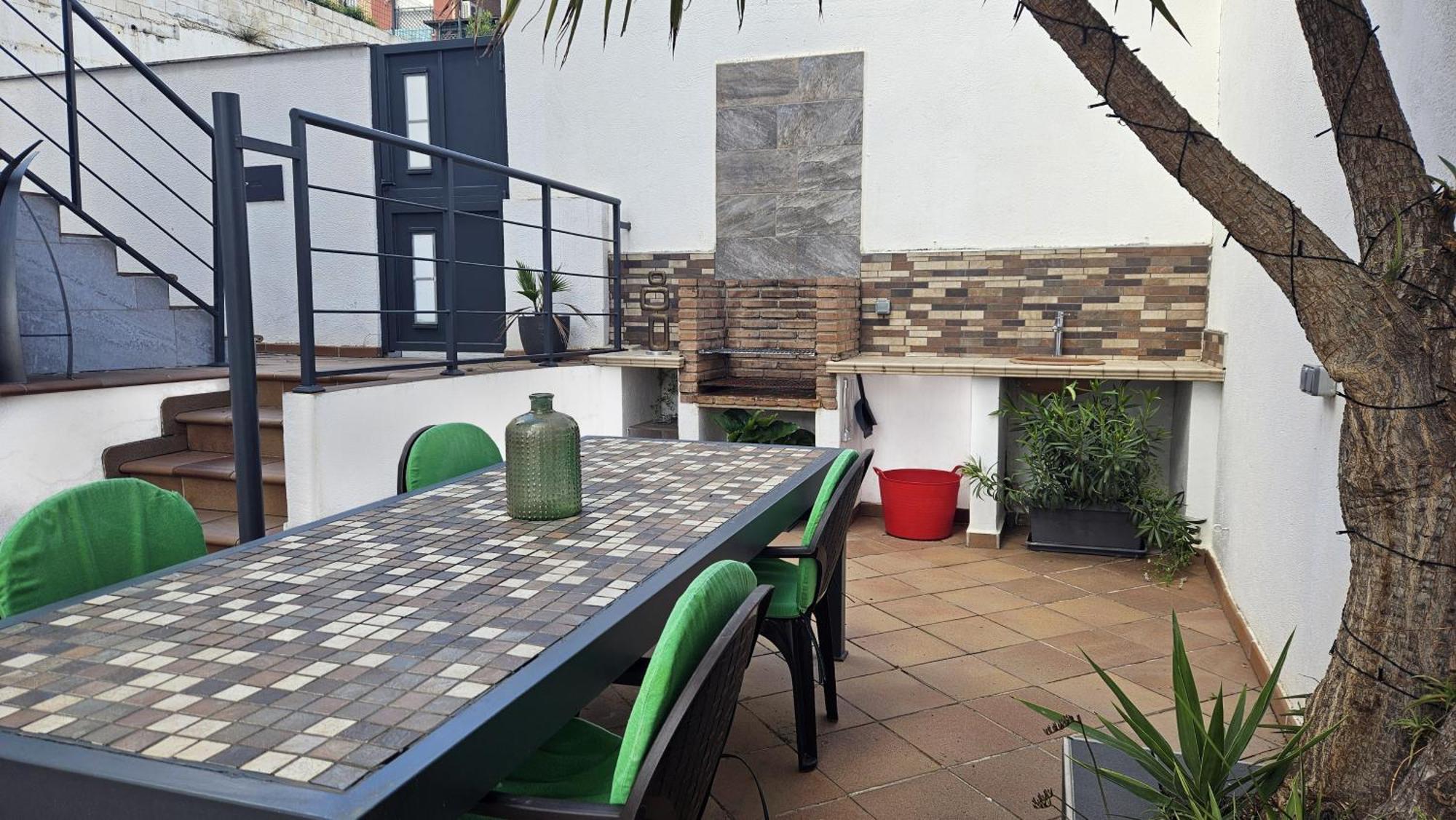Apartamento Aldamy Гранада Екстериор снимка